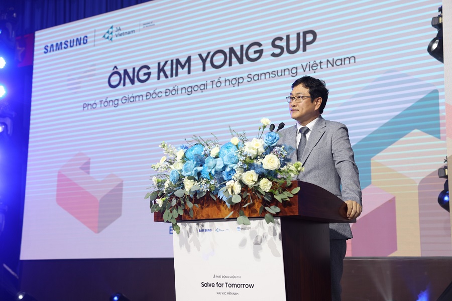  Samsung Việt Nam thực hiện hành trình Roadshow Solve for Tomorrow 2023 tới gần 3 triệu học sinh miền Nam