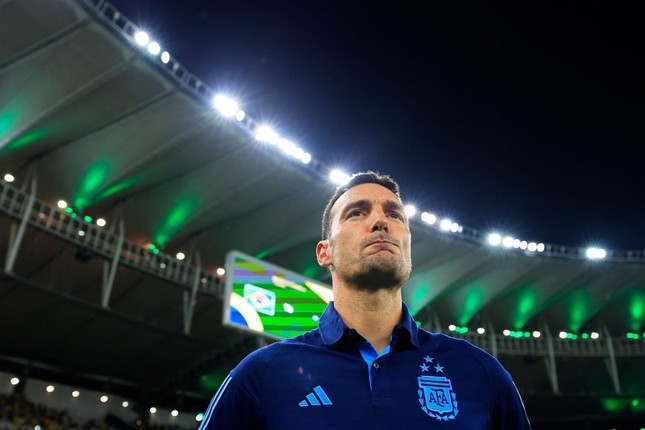  Bất ngờ: HLV tuyển Argentina muốn từ chức sau trận thắng Brazil