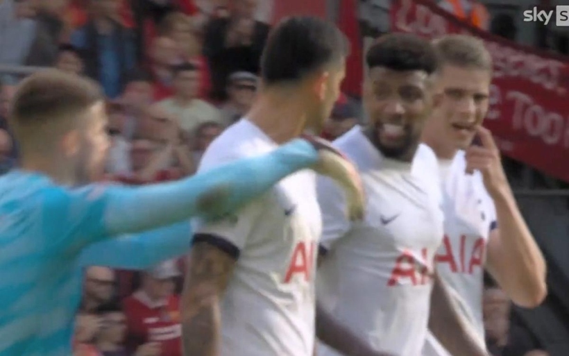  Cầu thủ Tottenham cãi nhau trên sân, suýt đánh nhau khi để thua Liverpool 